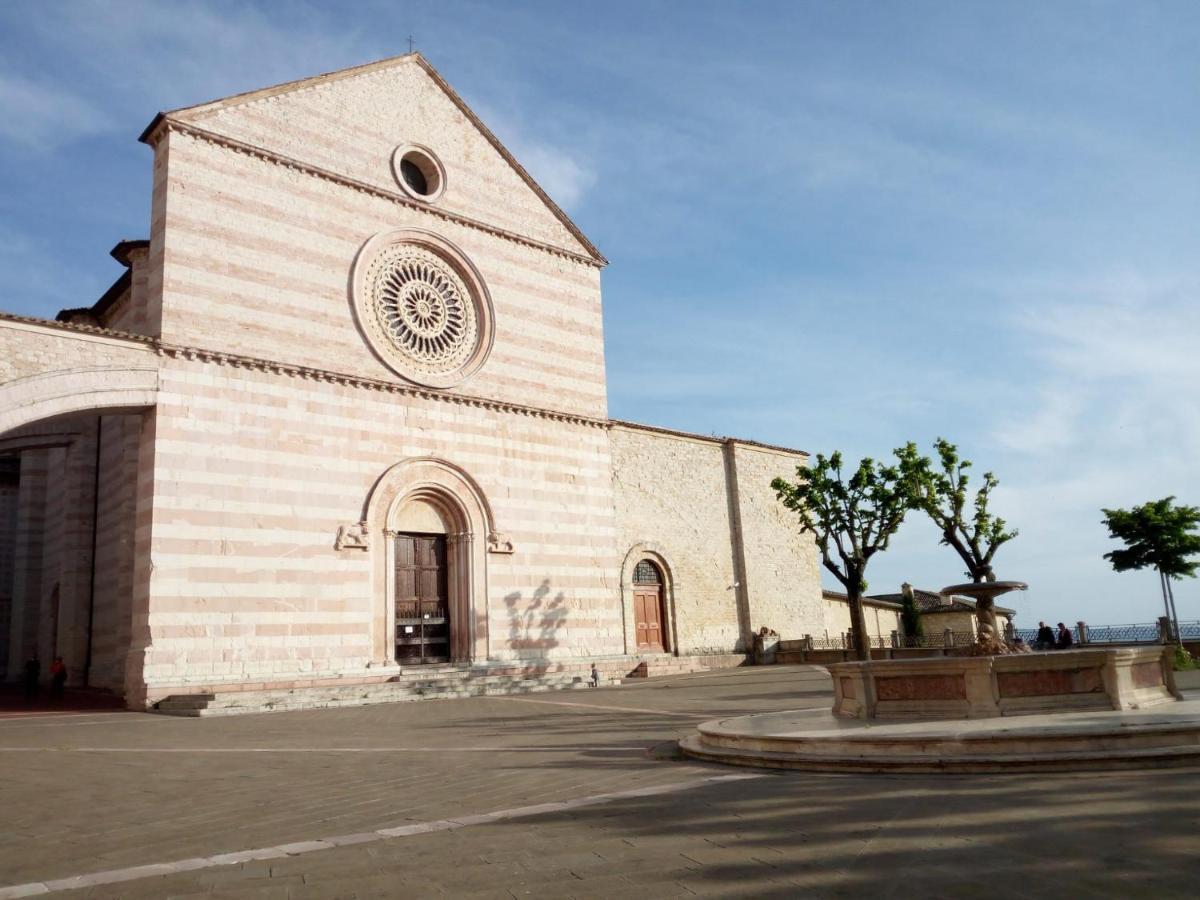 La Chiocciola Assisi Apartment Exterior photo
